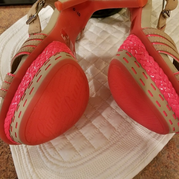 Gianni Bini heals NWOT - Picture 3 of 7